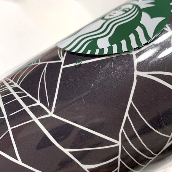 Rare Halloween Glow in dark Spider web 2021 tumbler - Picture 9 of 11